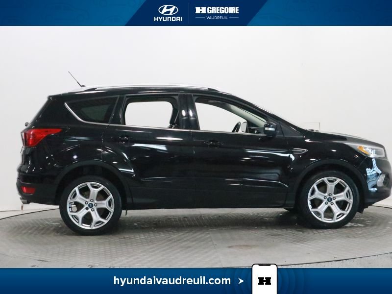 2019 Ford Escape Black Laval - photo #12