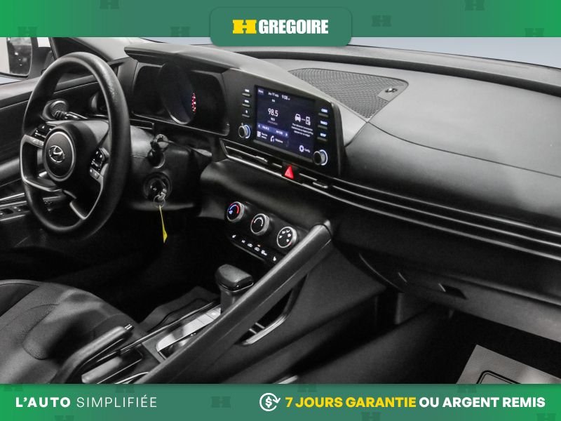Hyundai Elantra 822272 | Essential AUTO AC GR ELECT MAGS CAM RECUL BLEUTOOT 2023 Blanc Laval - photo #29
