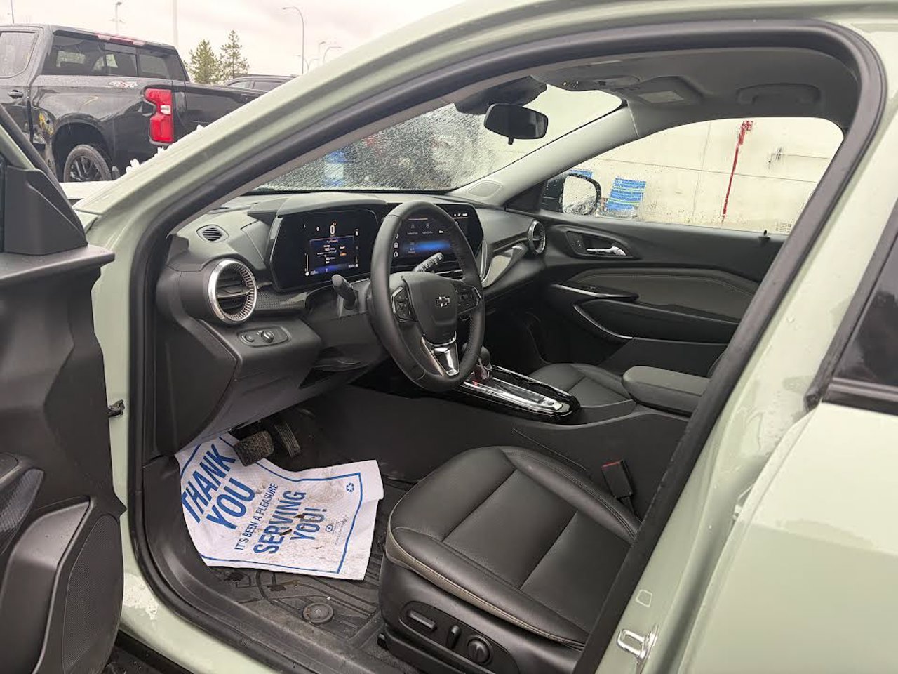 2024 Chevrolet Trax FWD 4dr ACTIV Green Sherwood Park - photo #6