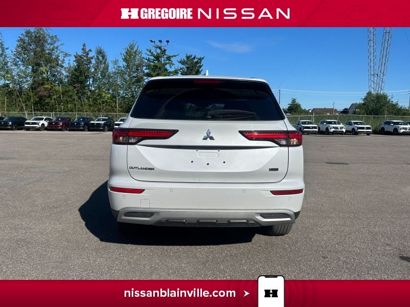 Mitsubishi Outlander 2024 Blanc Blainville - photo #13