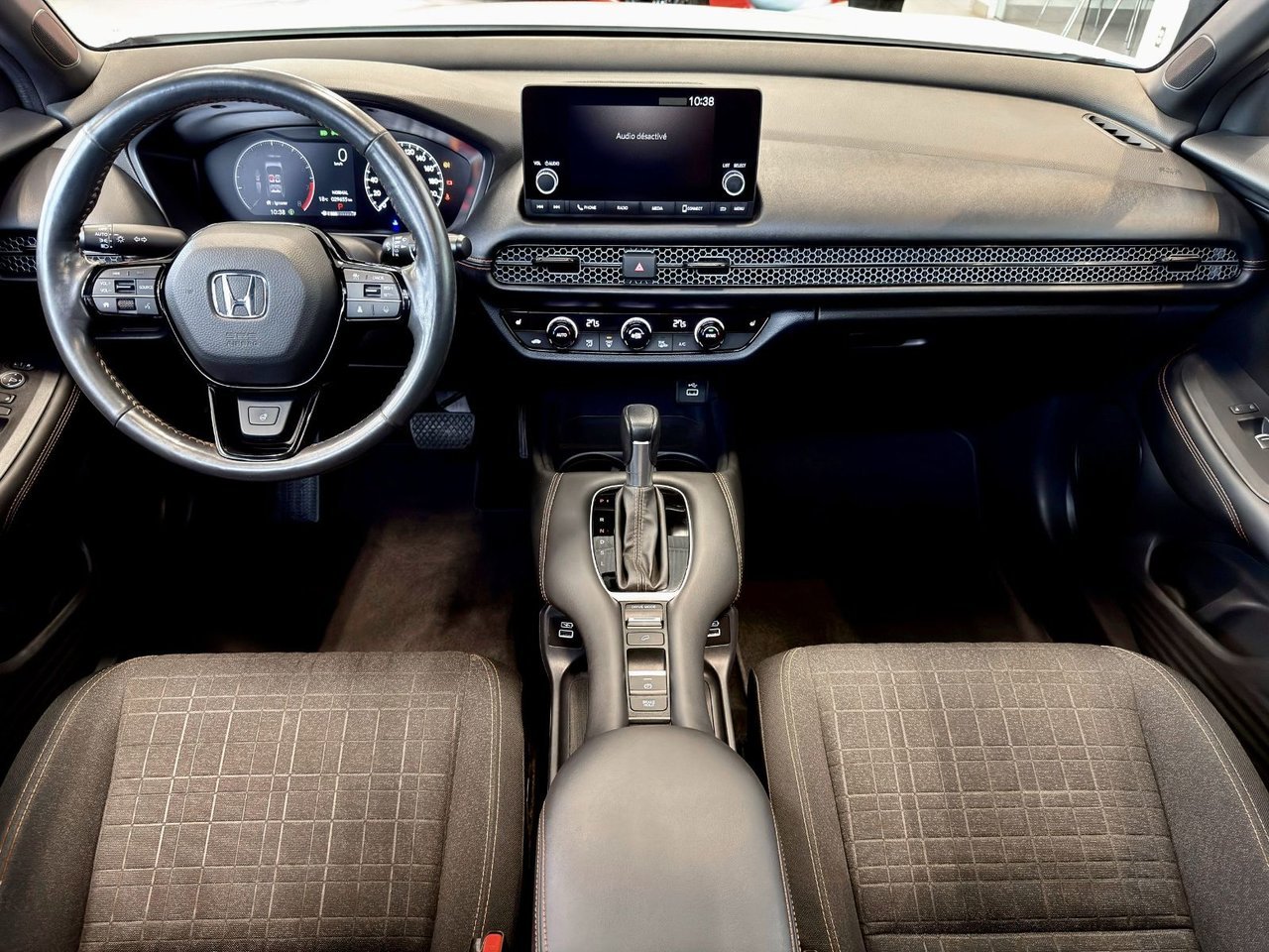 2023 Honda HR-V White Notre-Dame-des-Prairies - photo #16
