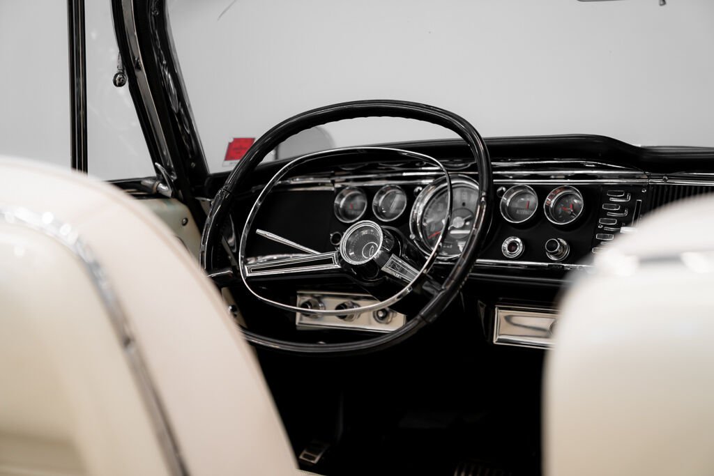 Chrysler 300 K | *PRICE IN USD* - CAR IN MILES 1964 Noir Kirkland - photo #22
