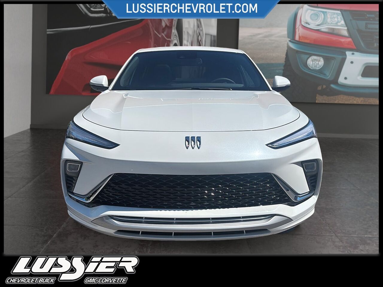 White 2025 Buick Envista SUV / Crossover Front-Wheel Drive Automatic