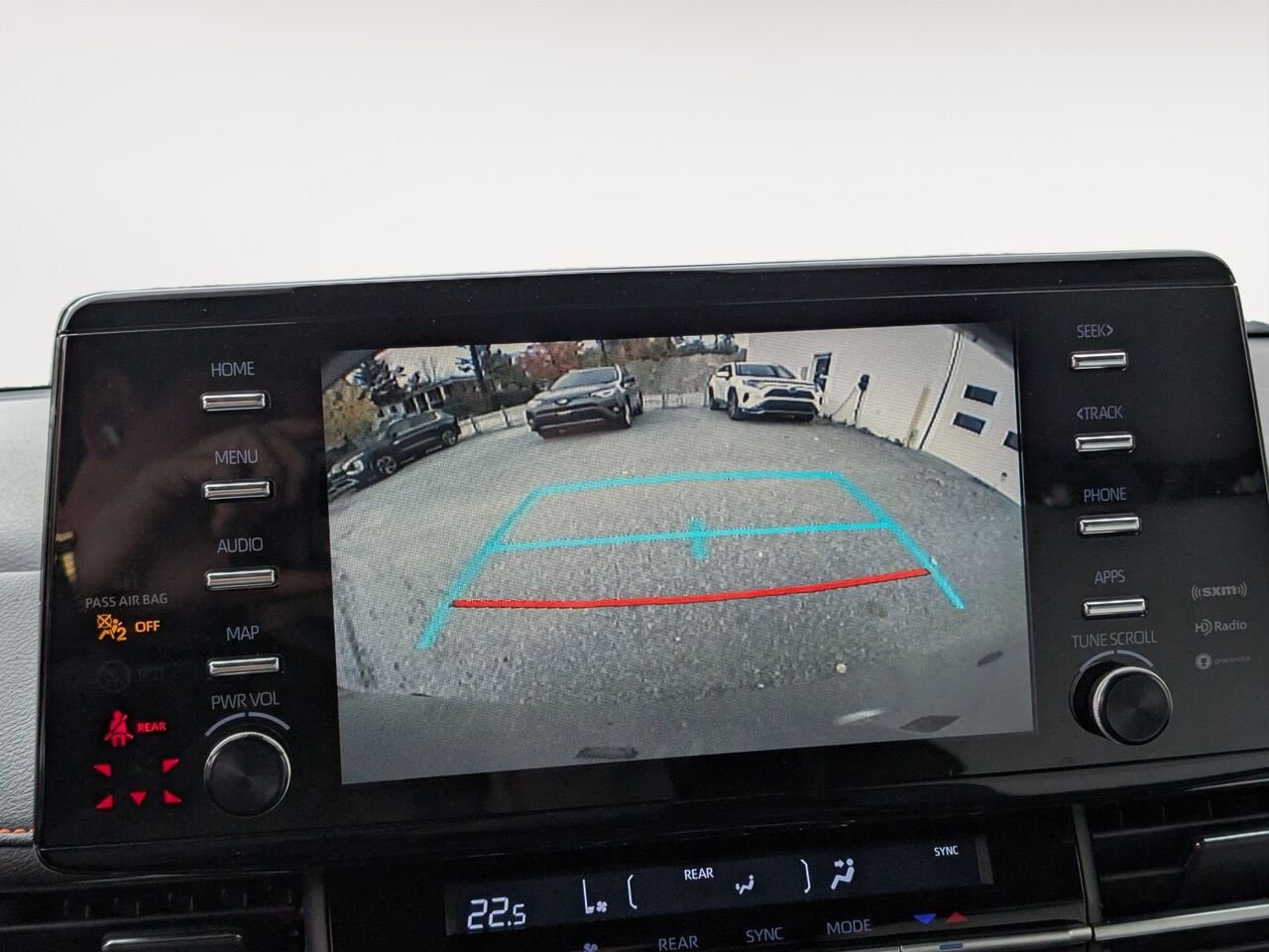 2021 Toyota Sienna 5TDGRKEC8MS070058 Silver Sherbrooke - photo #17