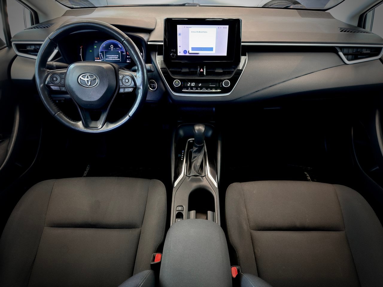 2023 Toyota Corolla LE White Notre-Dame-des-Prairies - photo #15