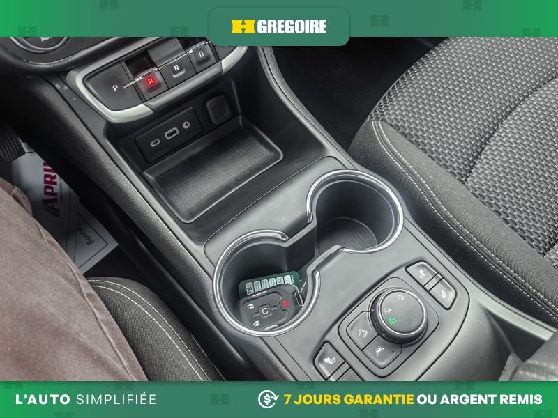 2024 GMC Terrain Grey Blainville - photo #18