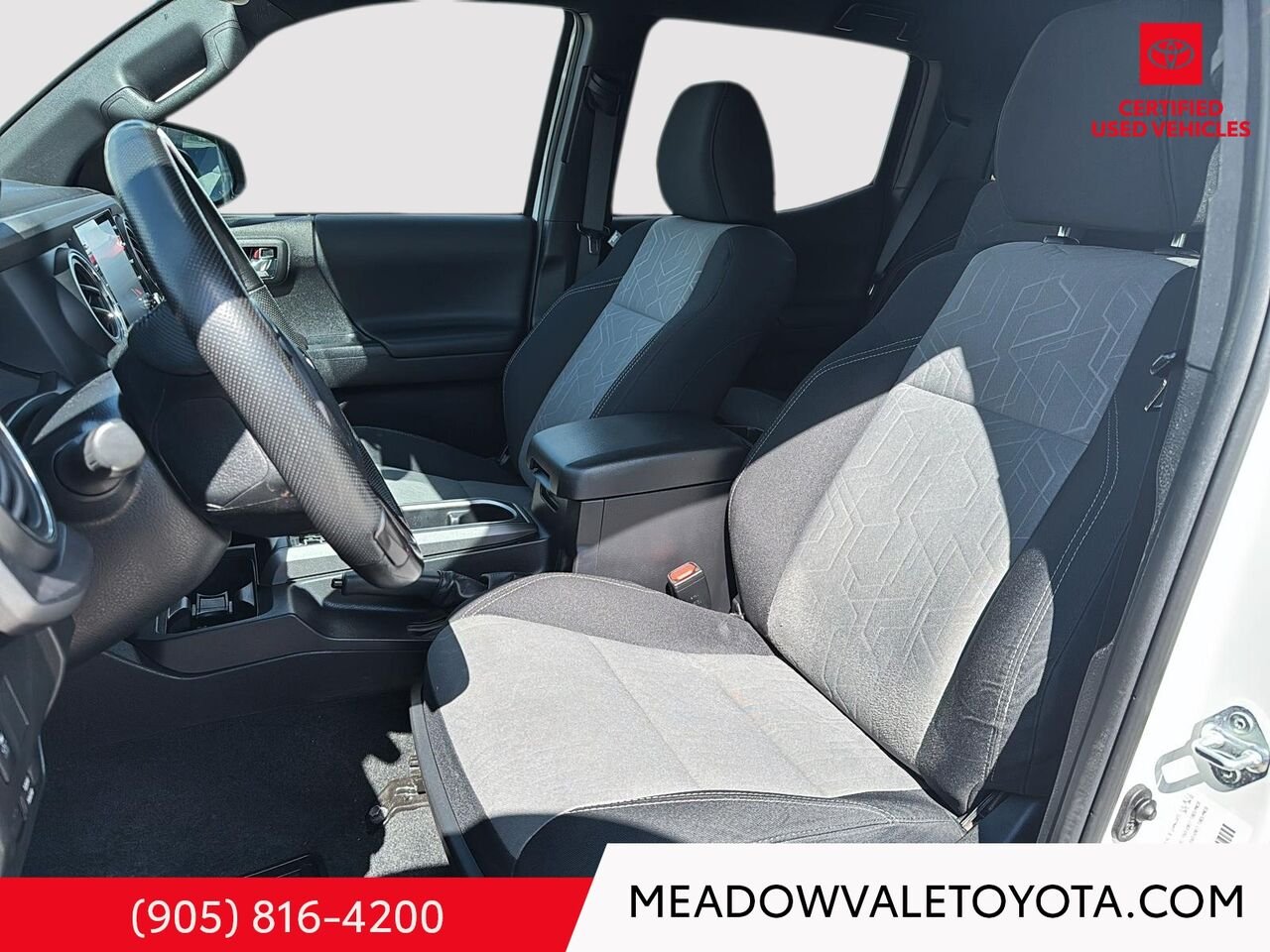 2022 Toyota Tacoma 6 Cylinder, New Tires, Tonneau Cover, Reliable and Dependable White Mississauga - photo #8