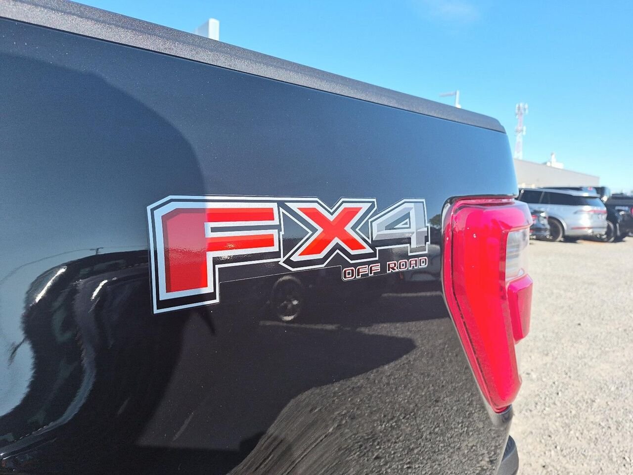 2023 Ford F-150 Black Saint-Jérôme - photo #7