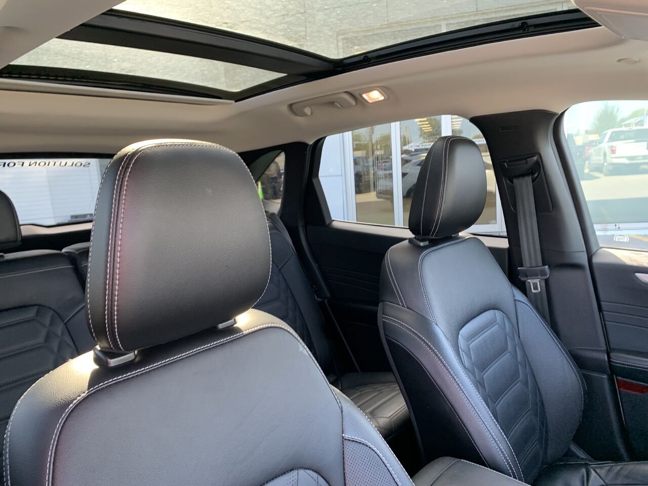 2023 Ford Escape White Châteauguay - photo #17