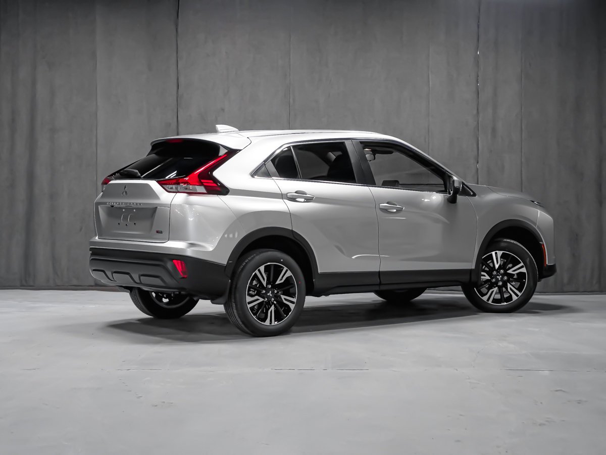 Mitsubishi Eclipse Cross ES 2026 Gris titane métallisé Montréal - photo #3