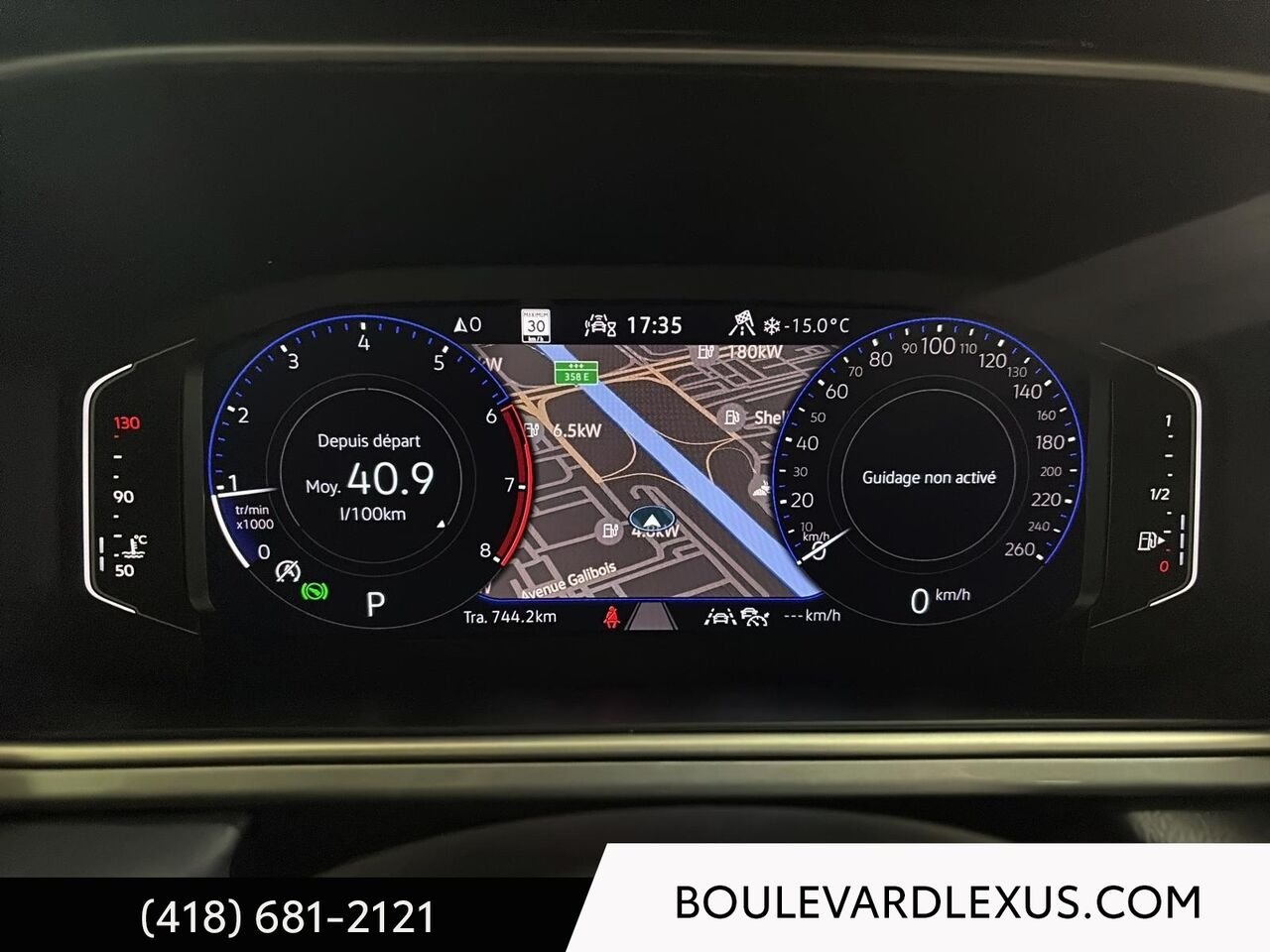 2025 Volkswagen Taos Silver Quebec - photo #13