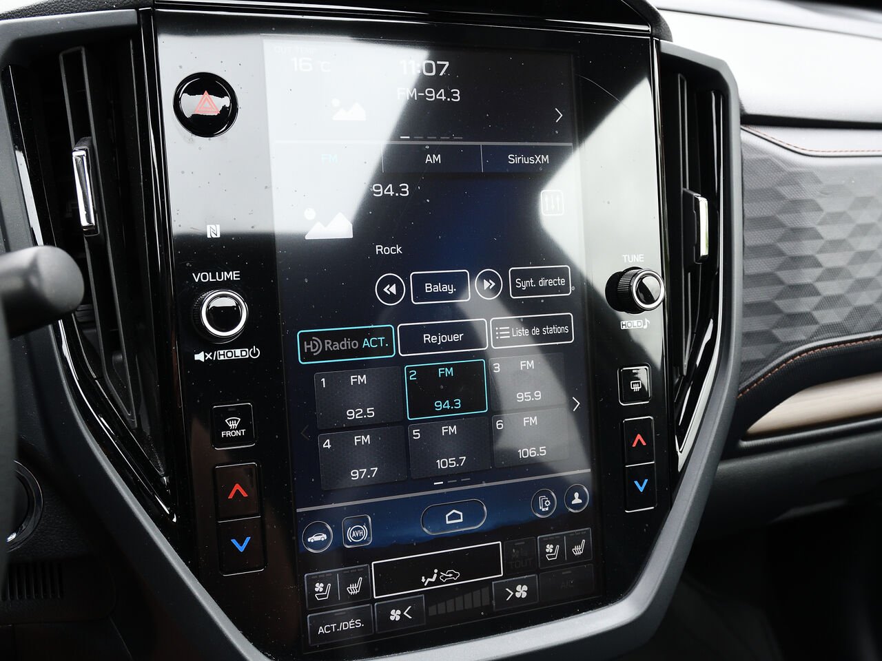 Subaru Forester Premier e_BOXER hybride 2025 Noir Saint-Hyacinthe - photo #21