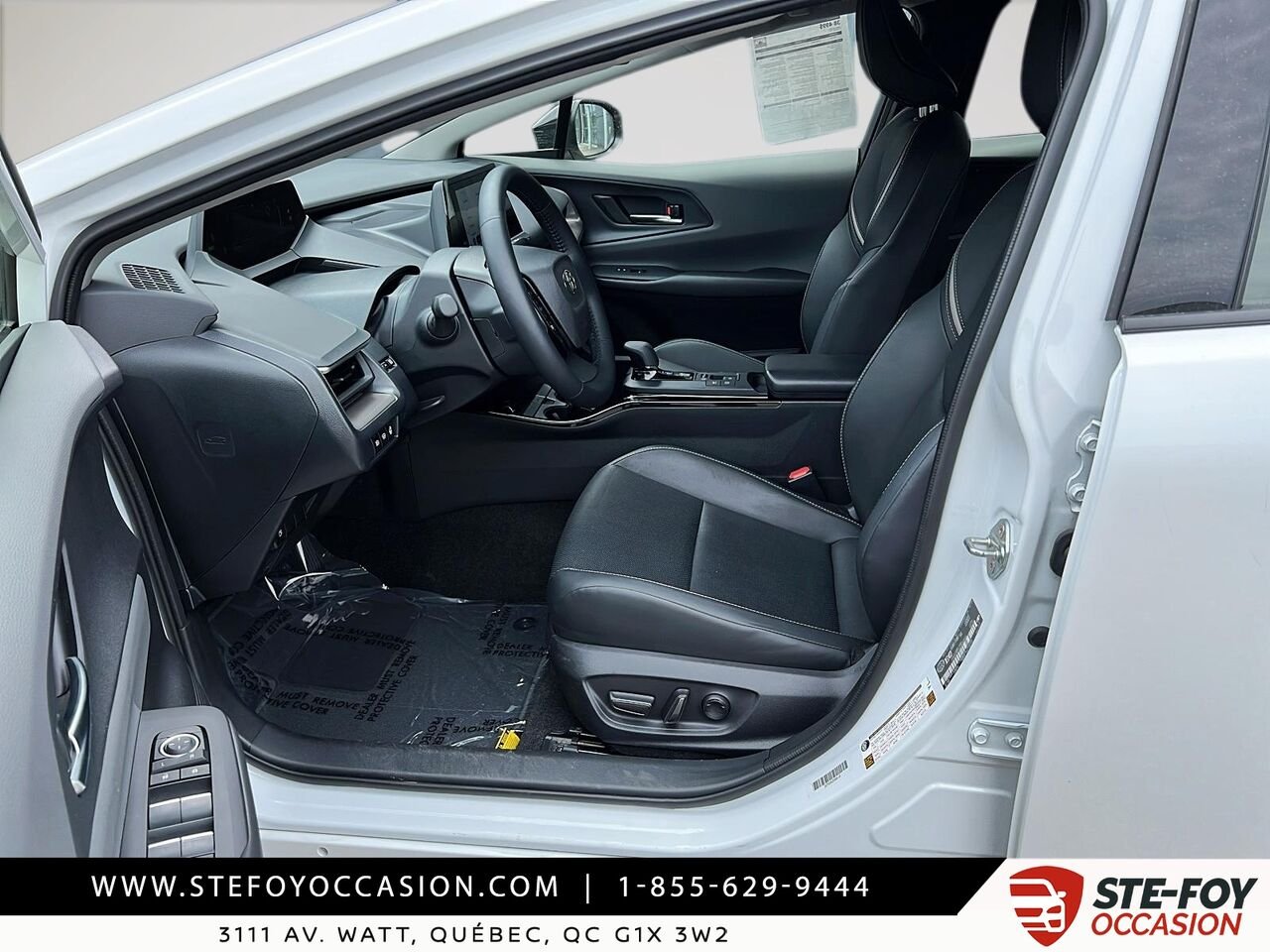 2025 Toyota Prius XLE HYBRIDE White Québec - photo #8