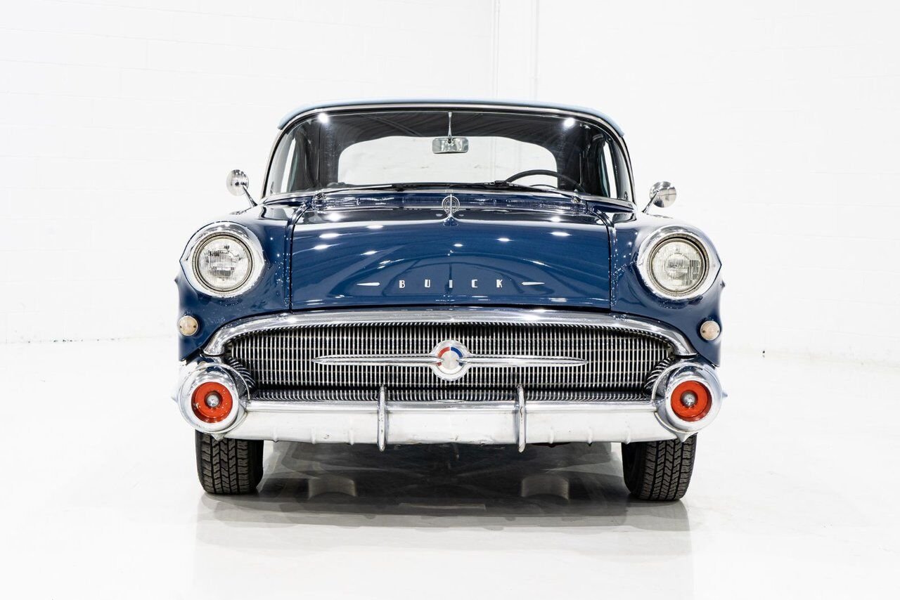 Buick Special 364/300HP NailHead 1 of only 2,056 1957 Bleu Montréal - photo #52