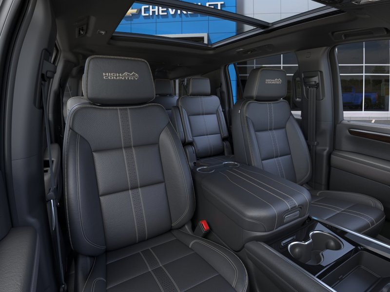 CHEVROLET Suburban High Country 4 portes 4RM 2026 NOIR Sherbrooke - photo #15