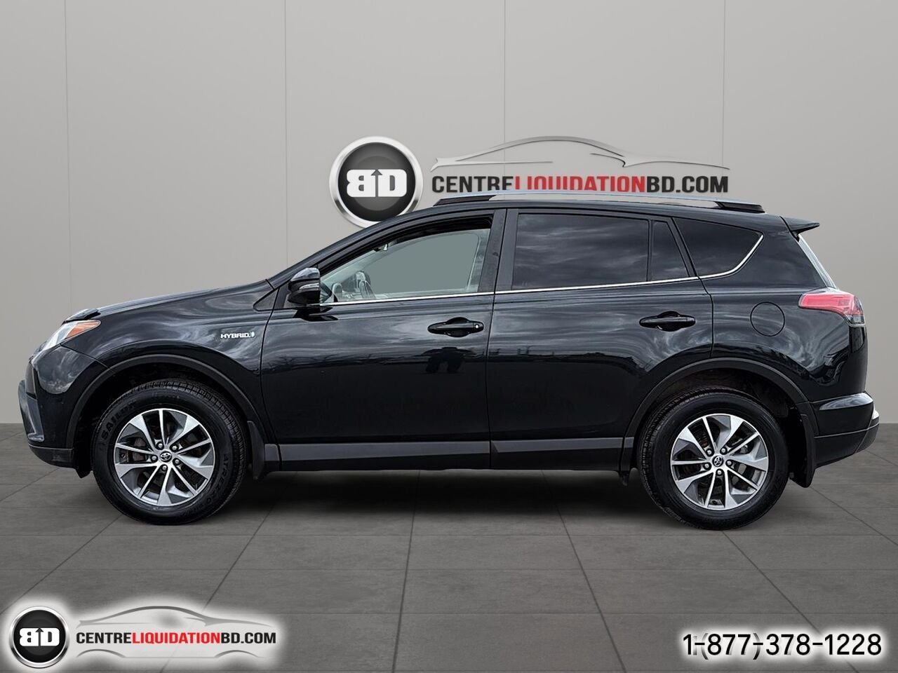2017 Toyota RAV4 Hybrid LE+ 4 portes | BD0221 Black Granby - photo #8