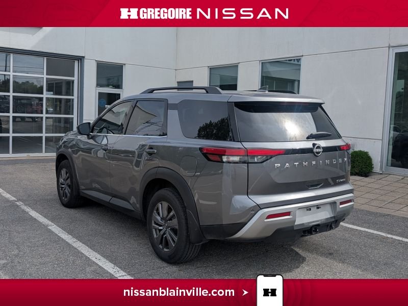 Nissan Pathfinder 2024 Gris Laval - photo #12