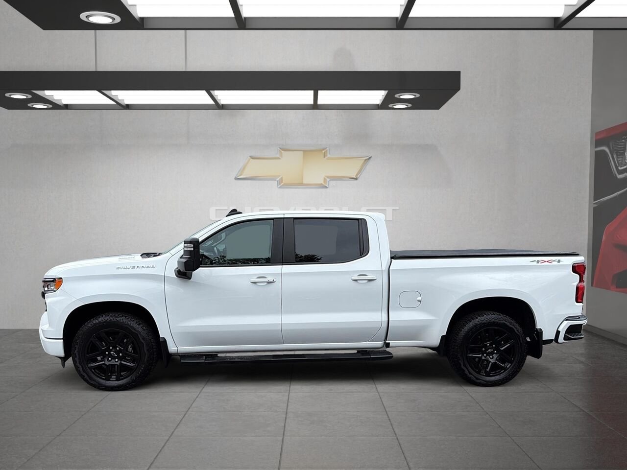 CHEVROLET SILVERADO 1500 1500 RST 2023 Blanc Saint-Hyacinthe - photo #4