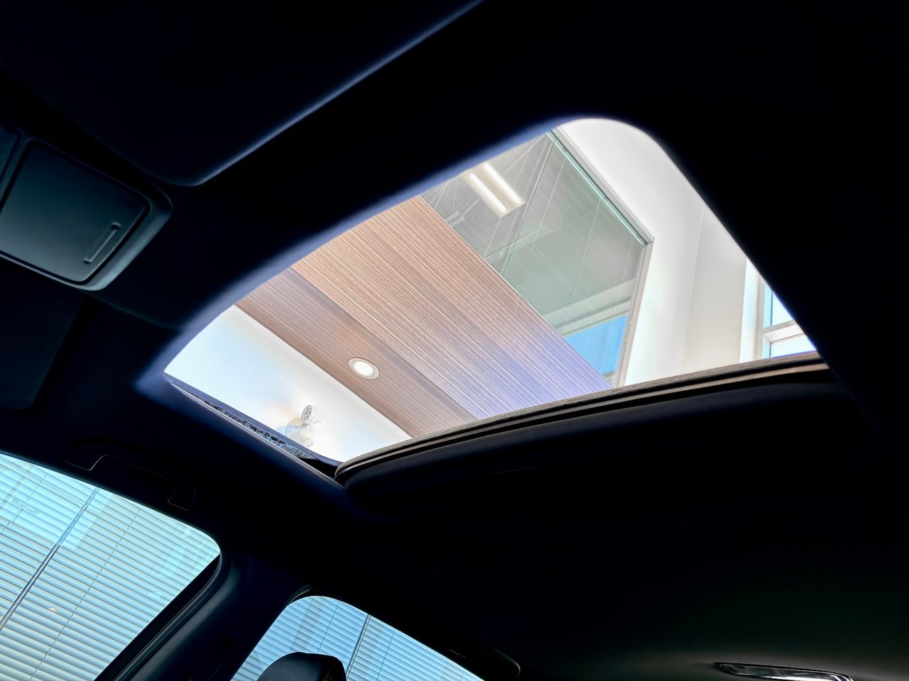 2020 Honda Passport Black Notre-Dame-des-Prairies - photo #15