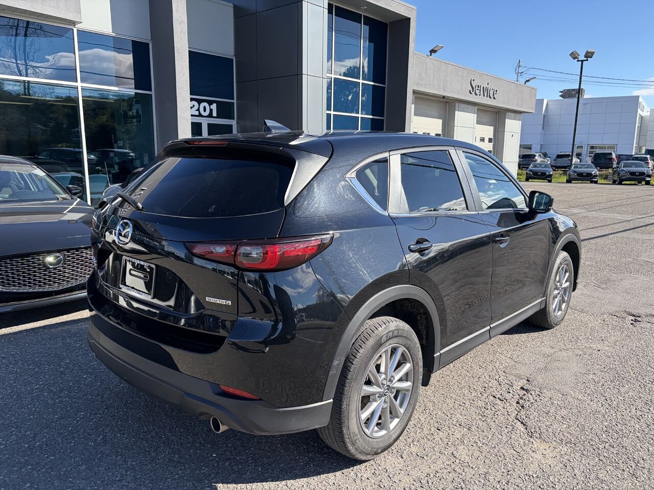 2025 Mazda CX-5 GS TI Black Montmagny - photo #2