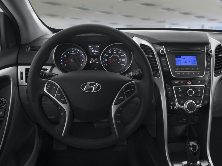 HYUNDAI ELANTRA GT Voiture à hayon, 5 portes, boîte automatique GL 2016 Gris