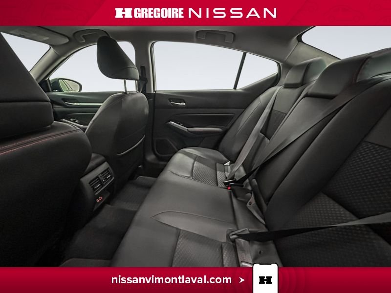 Nissan Altima 2025 Blanc Laval - photo #16