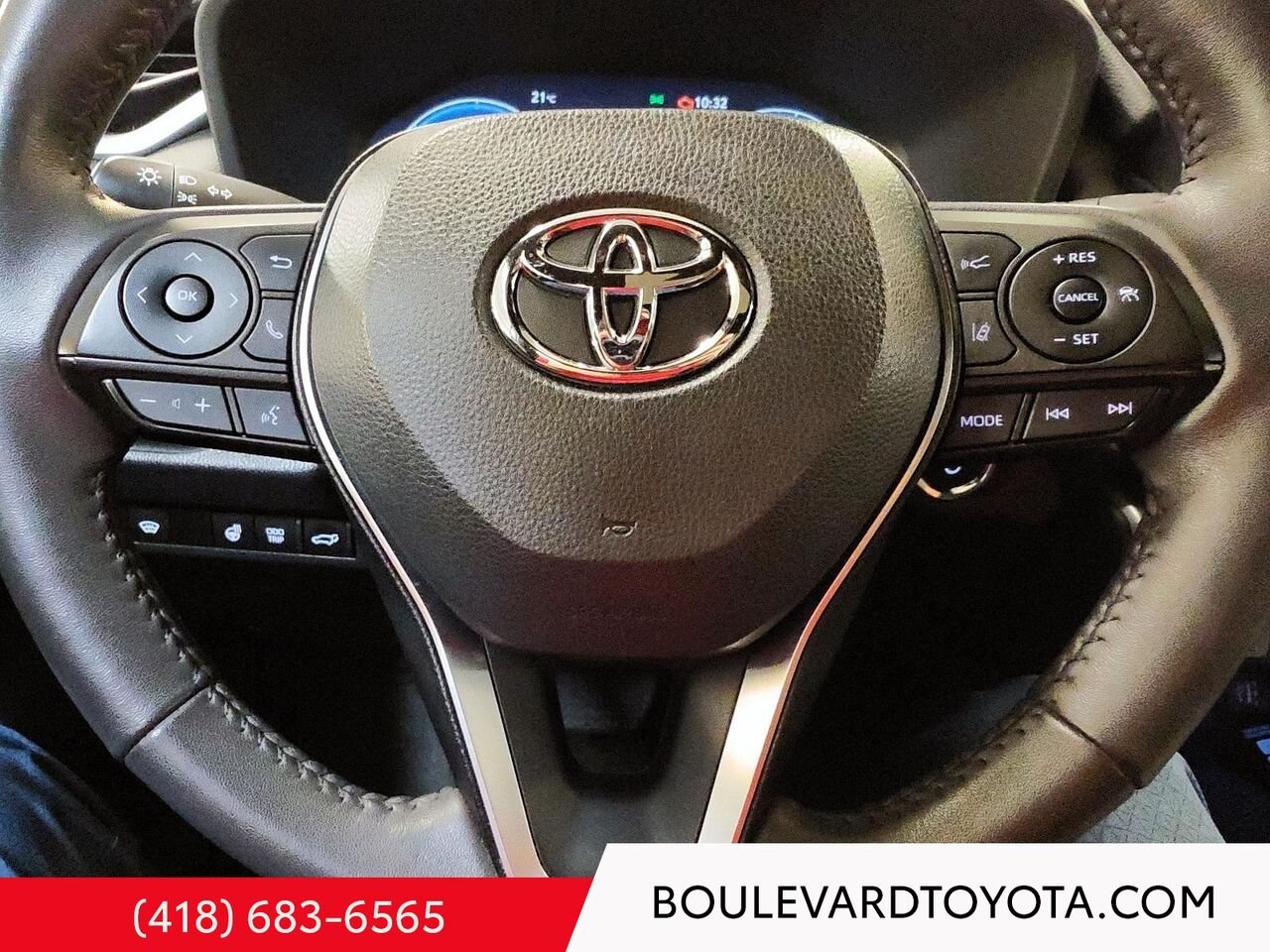 Toyota RAV4 100398A-4 | HYBRIDE, XSE, AWD 2024 Bleu Québec - photo #12
