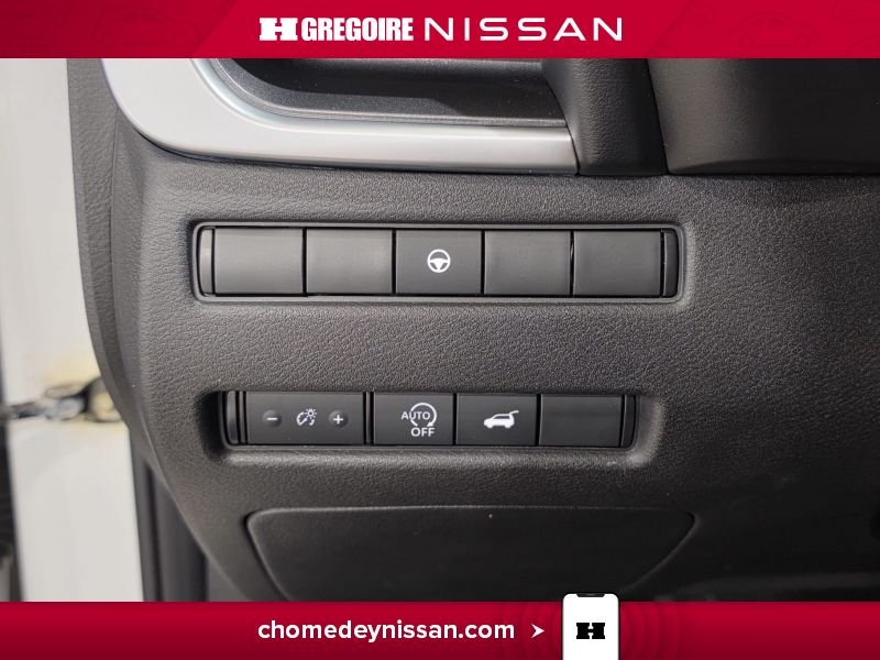 2025 Nissan Rogue White Laval - photo #15