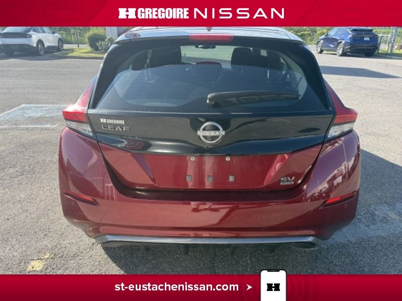 Nissan Leaf 2023 Rouge Laval - photo #11