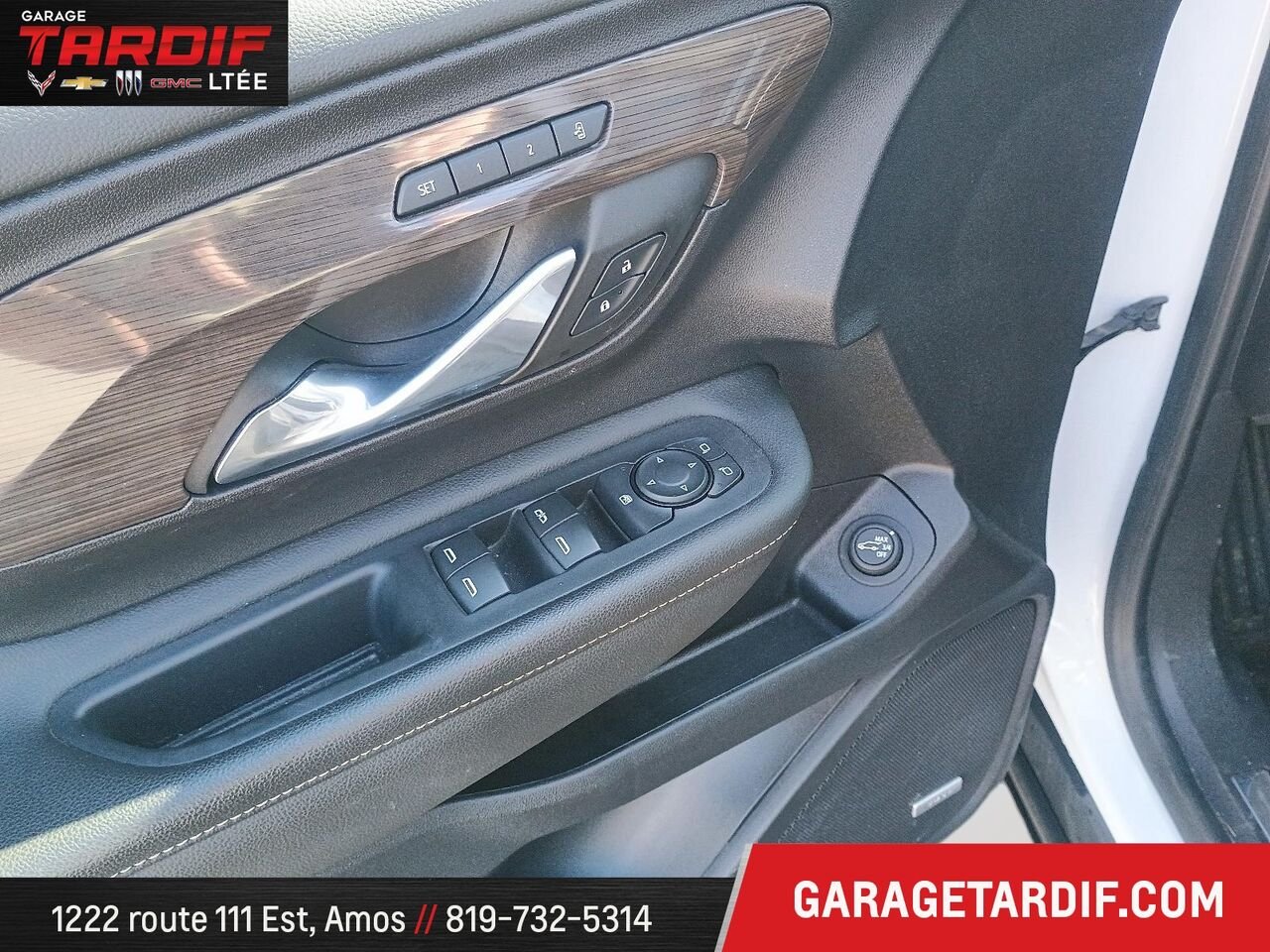2024 GMC TERRAIN DENALI AWD Traction intégrale 4 portes Denali White Amos - photo #16