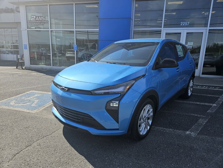 Chevrolet Bolt 2027 2027 Bleu Marina métallisé