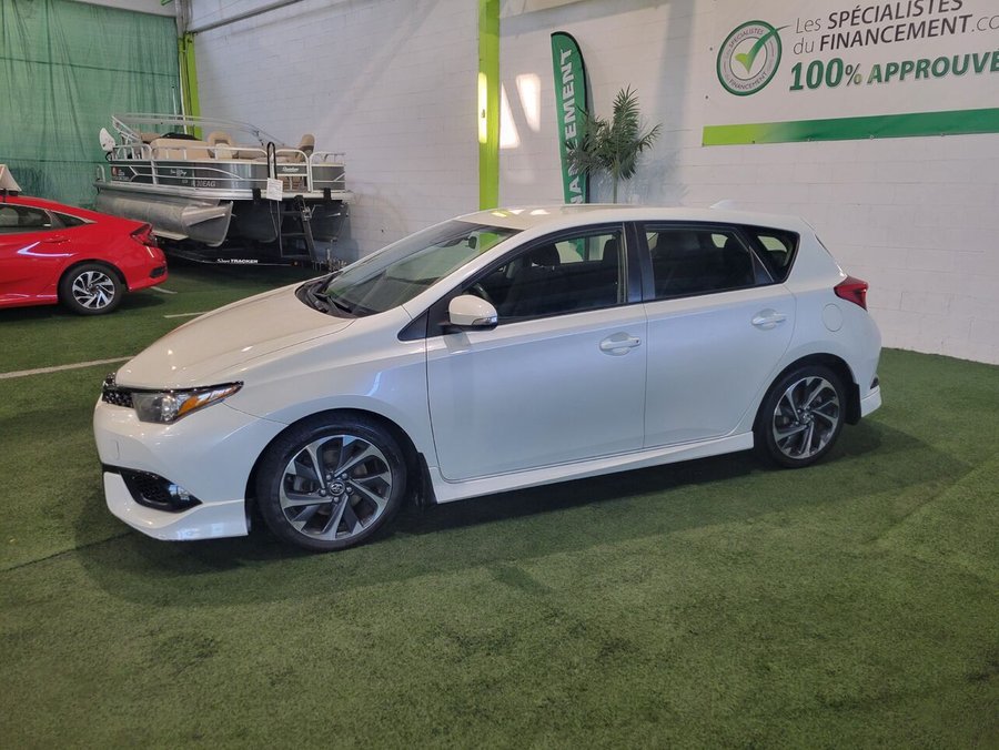 2018 Toyota Corolla iM 2018 White