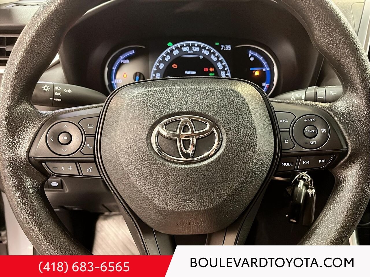 Toyota RAV4 99635A-107 | LE, HYBRIDE 2023 Ciel argent métallisé Québec - photo #9