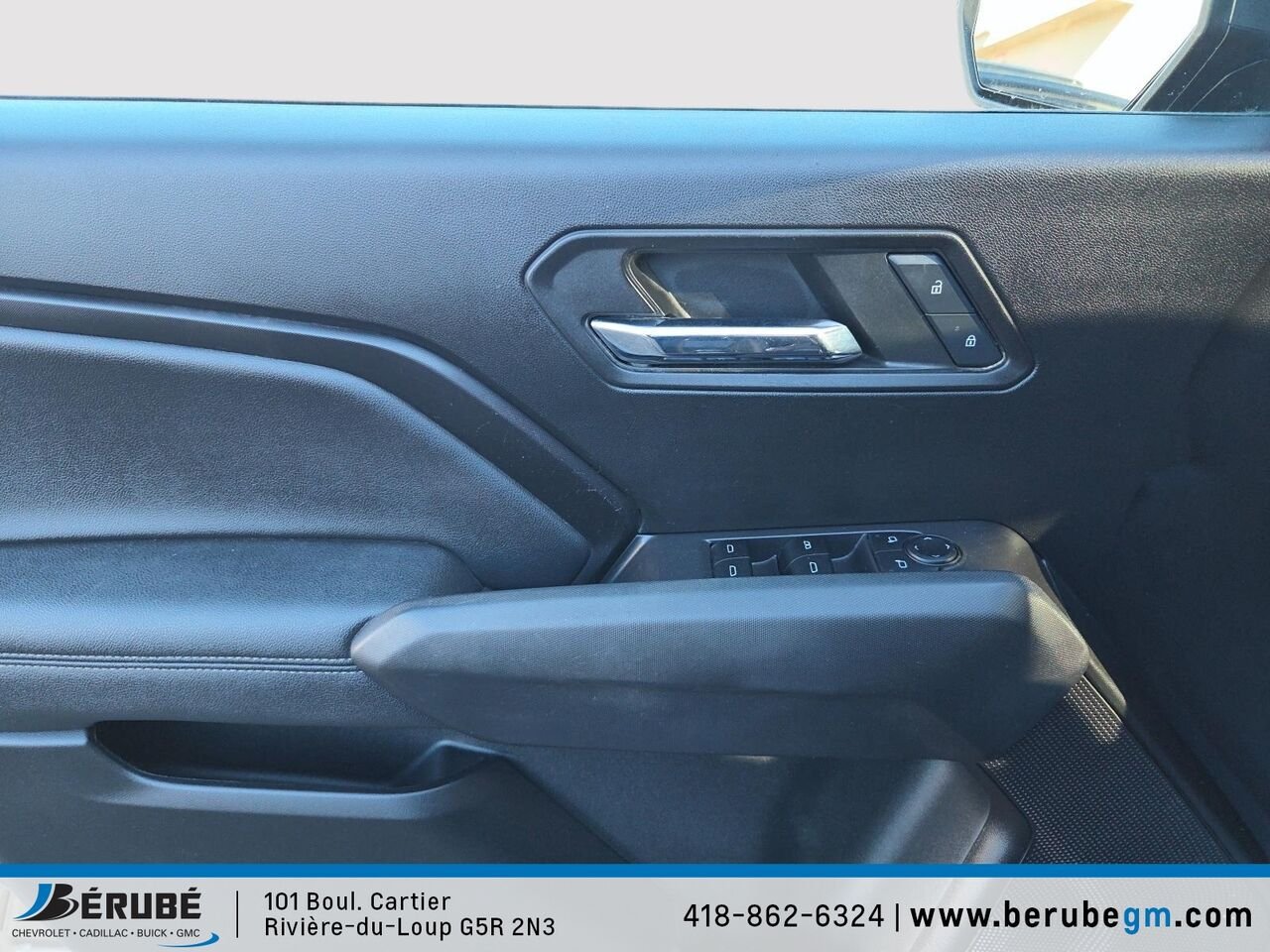 2023 CHEVROLET Colorado 4WD Crew Cab LT Brown Rivière-du-Loup - photo #8
