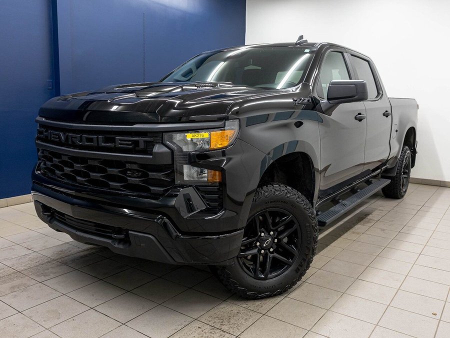 Chevrolet Silverado 1500 CUSTOM TRAIL BOSS CREW 4X4 *CARPLAY* BEDLINER WIFI 2024 Noir