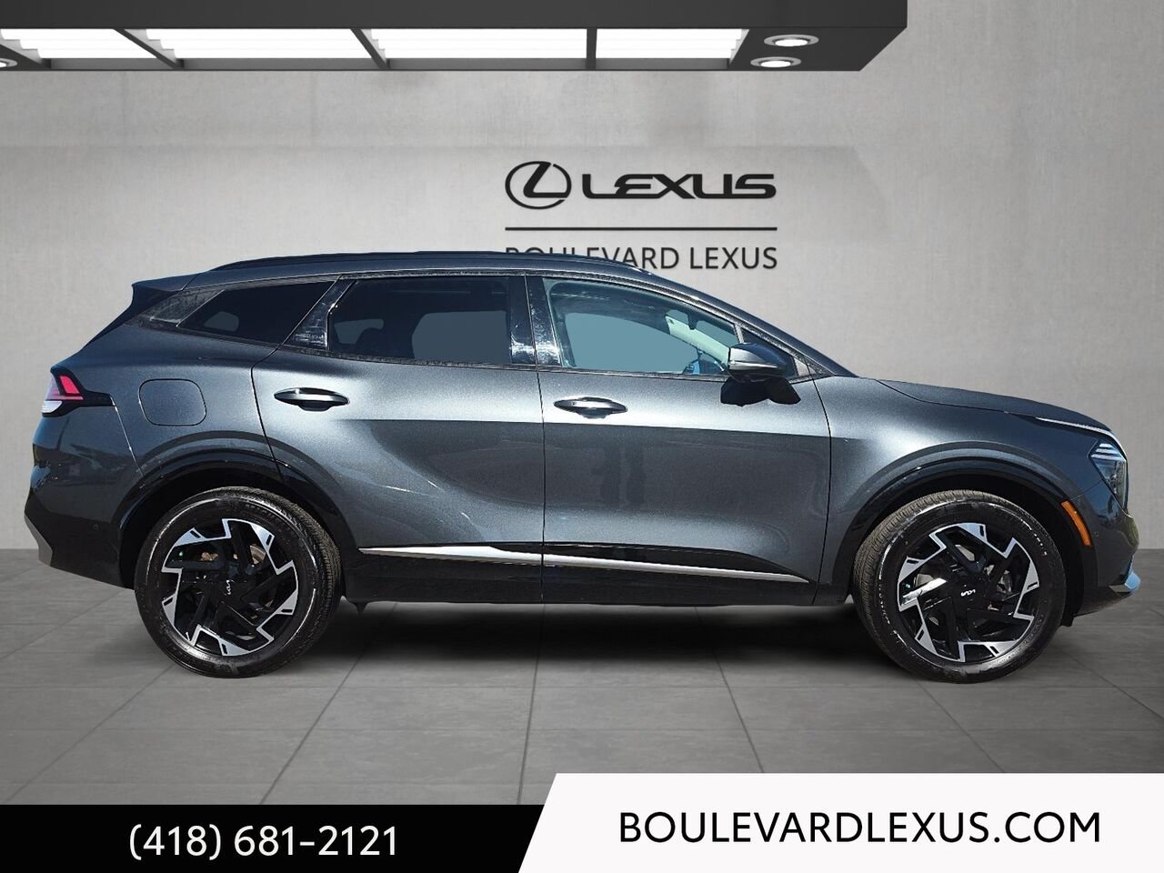 Kia Sportage hybride rechargeable 19822A | SX TI avec intérieur noir 2024 Gris Québec - photo #2