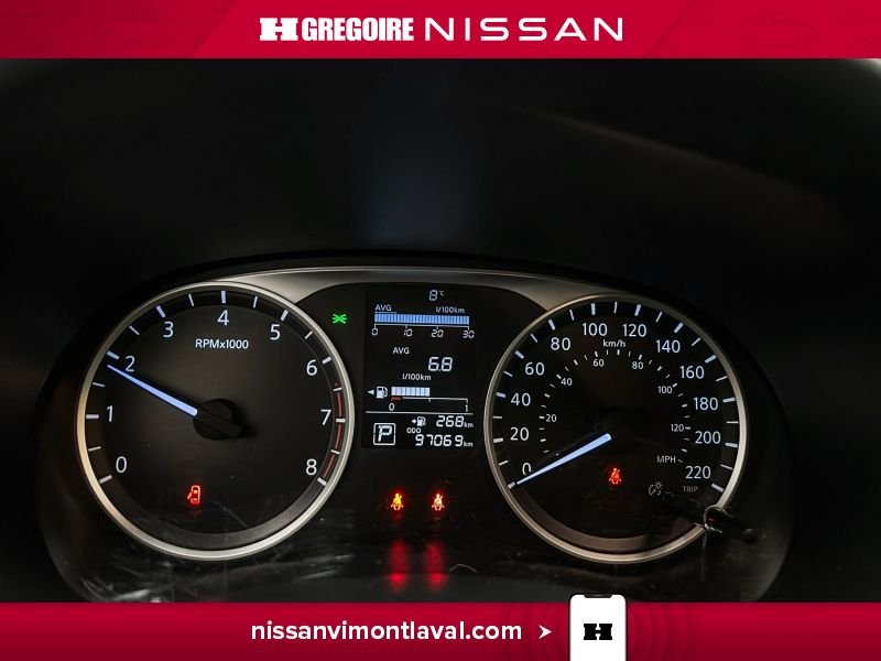 2022 Nissan Kicks White Laval - photo #22