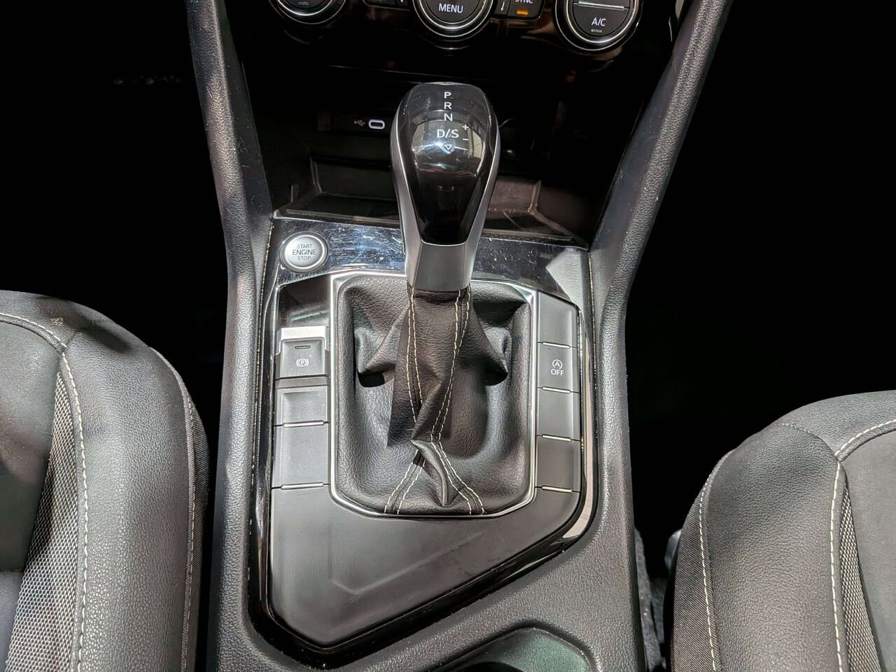 Volkswagen Taos Comfortline FWD 2024 Blanc Val-David - photo #24