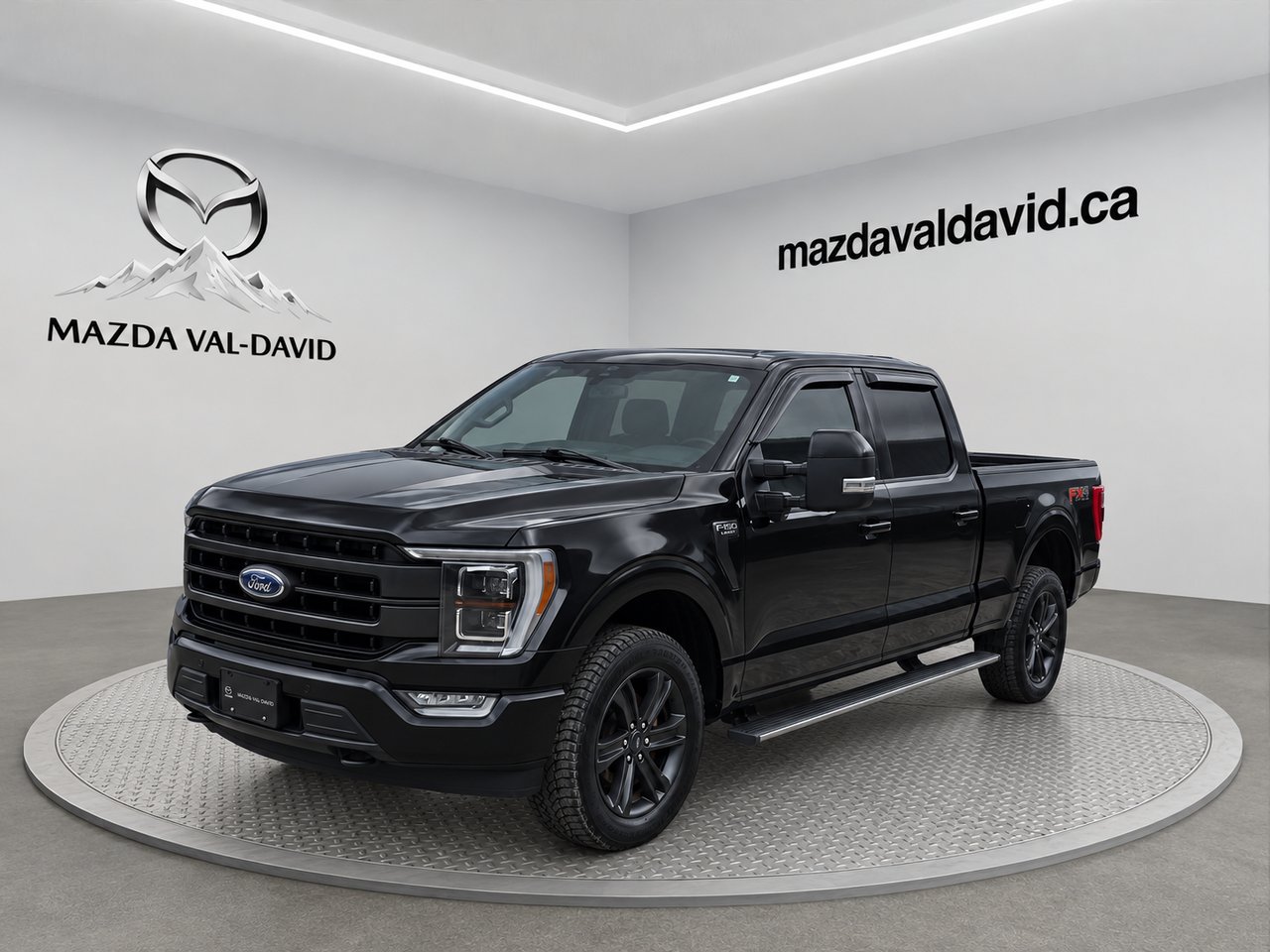 2023 Ford F-150 LARIAT, SuperCrew Black Val-David - photo #0