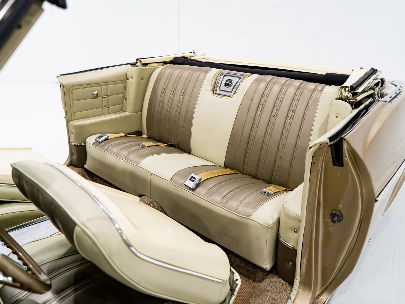 Chevrolet Impala 427 Convertible fully loaded with A/C **PRIX EN USD** 1966 Montréal - photo #14