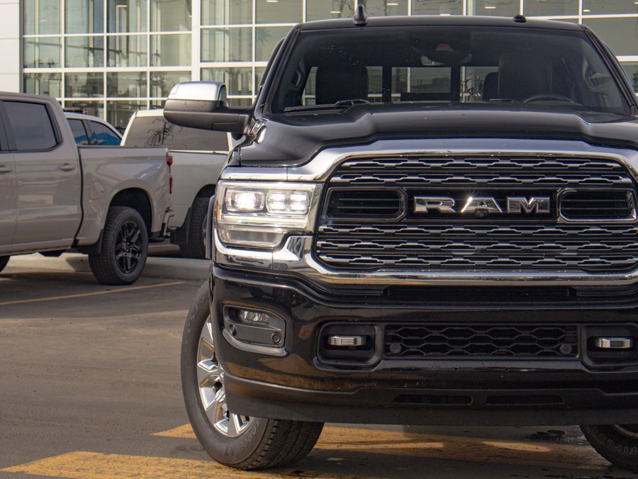 2019 Ram 2500 Limited Level 1 4x4 6.7L Cummins | Power Sunroof Black