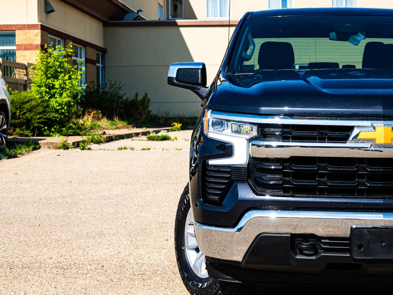 2023 Chevrolet Silverado 1500 4WD Crew Cab 147 LT Black Sherwood Park - photo #5