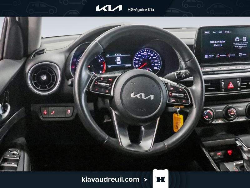 2024 Kia Forte White Saint-Eustache - photo #12