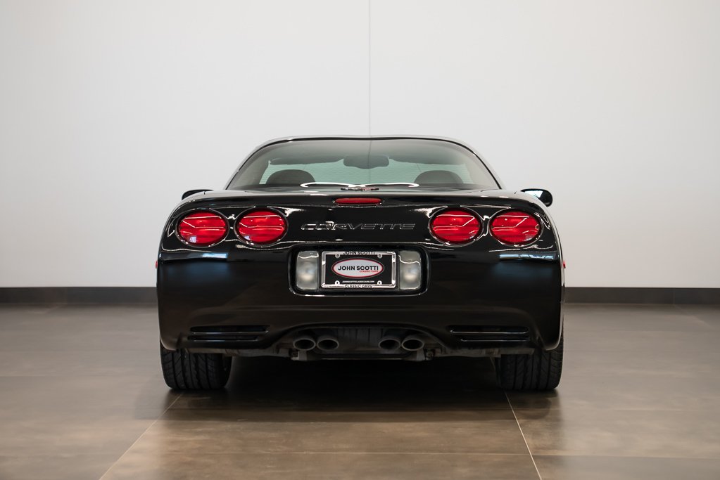 Chevrolet Corvette 2002 Noir Montréal - photo #4
