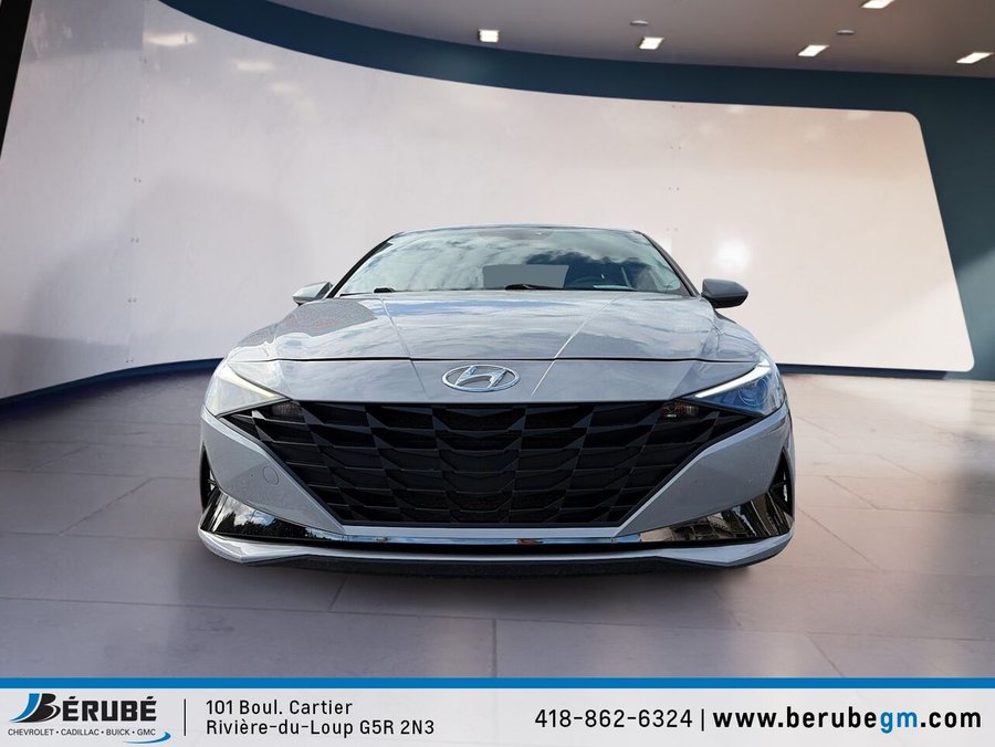 Hyundai Elantra Essential IVT 2023 Gris