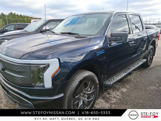 Ford F-150 Lightning XLT STANDARD RANGE XLT cabine SuperCrew 4RM caisse de 5,5 pi 2024 Bleu
