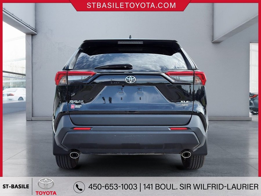 TOYOTA RAV4 2023 2023 Noir minuit métallisé