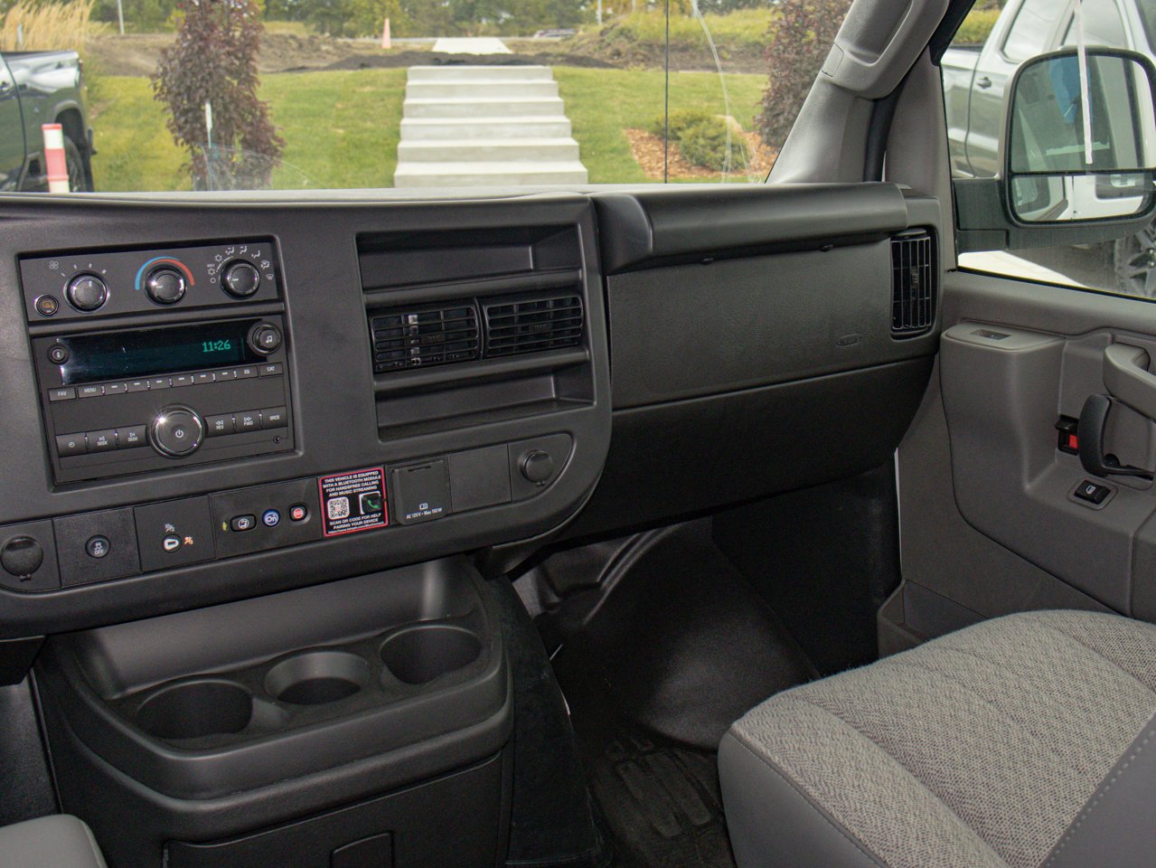 2025 Chevrolet Express Cargo Van RWD 3500 155 White Sherwood Park - photo #27