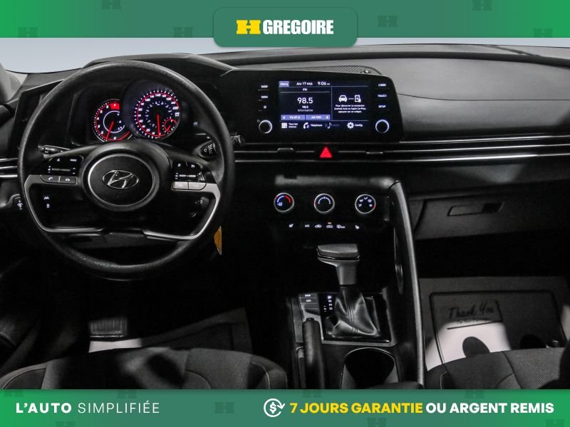 Hyundai Elantra 822272 | Essential AUTO AC GR ELECT MAGS CAM RECUL BLEUTOOT 2023 Blanc Laval - photo #17