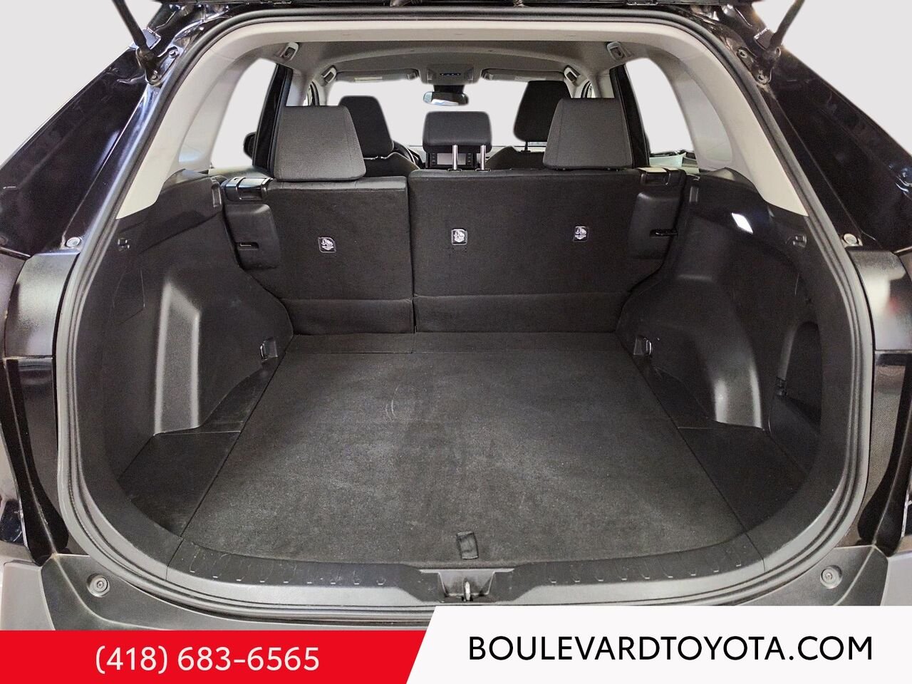Toyota RAV4 100286A-6 | LE, AWD 2022 Noir Québec - photo #17